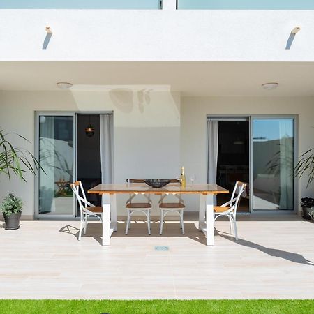 Explorer'S Beach Apartment Granadilla De Abona Bagian luar foto