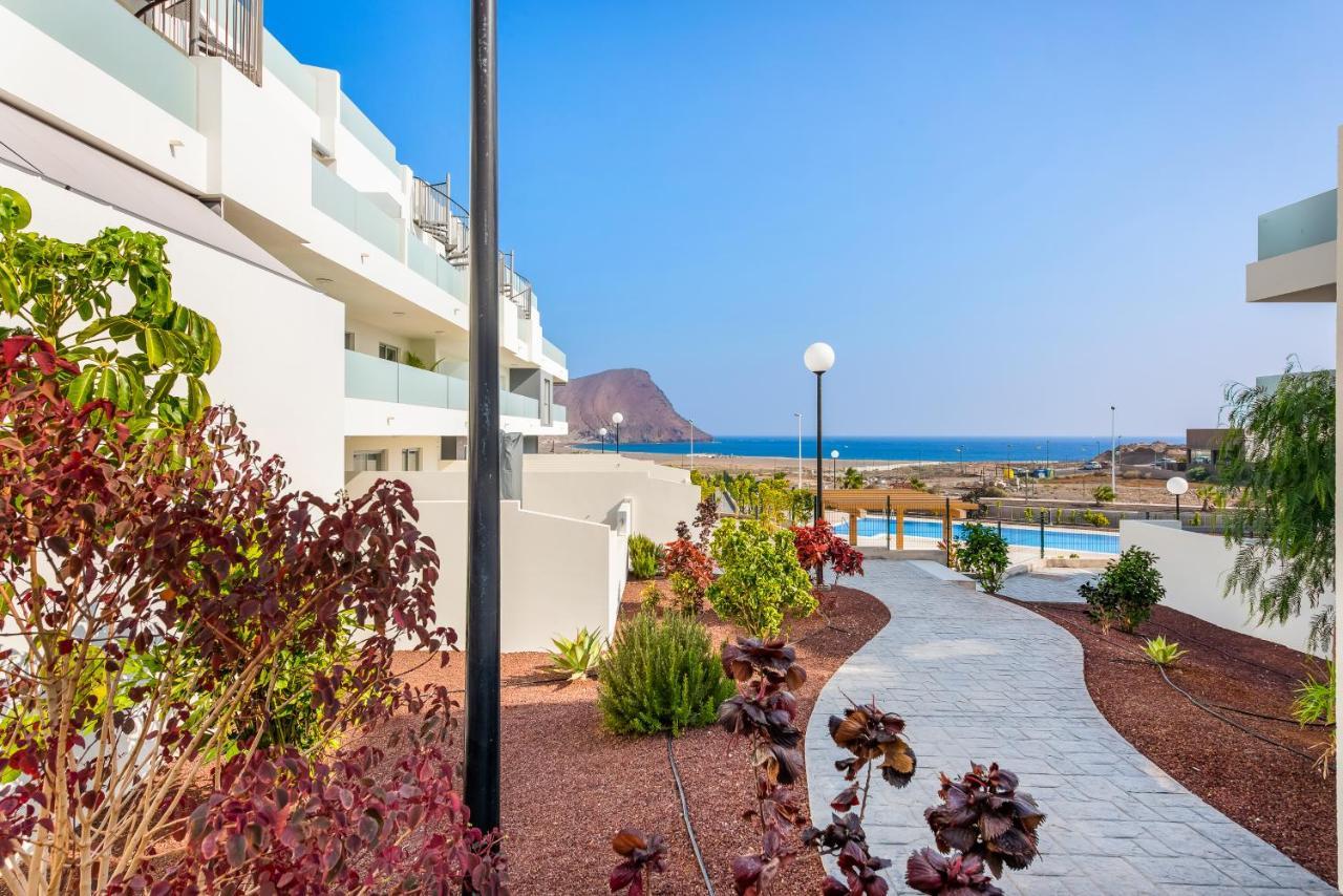 Explorer'S Beach Apartment Granadilla De Abona Bagian luar foto