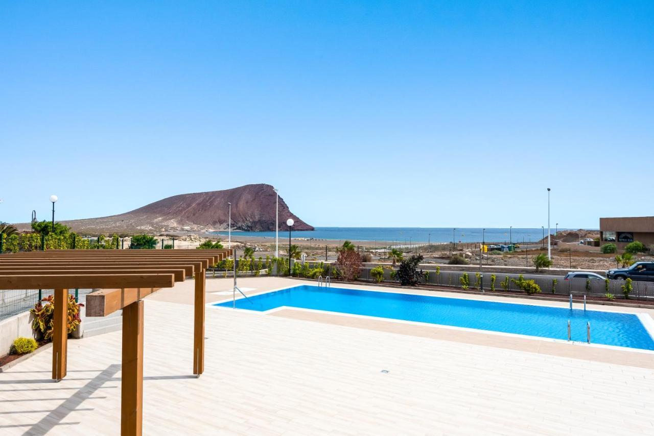 Explorer'S Beach Apartment Granadilla De Abona Bagian luar foto