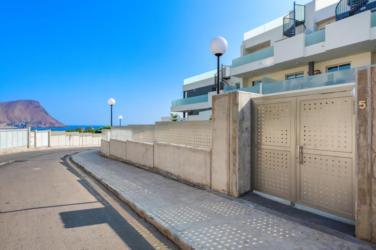 Explorer'S Beach Apartment Granadilla De Abona Bagian luar foto