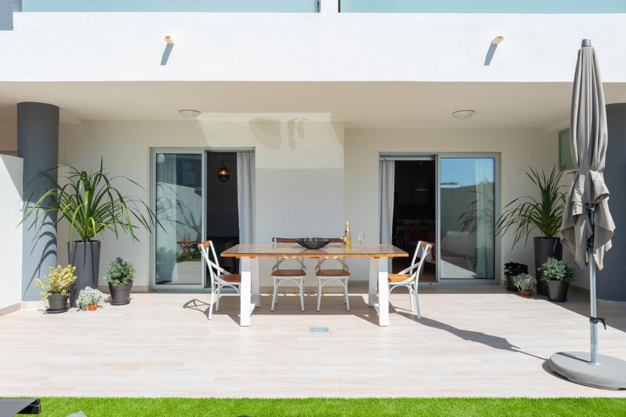 Explorer'S Beach Apartment Granadilla De Abona Bagian luar foto